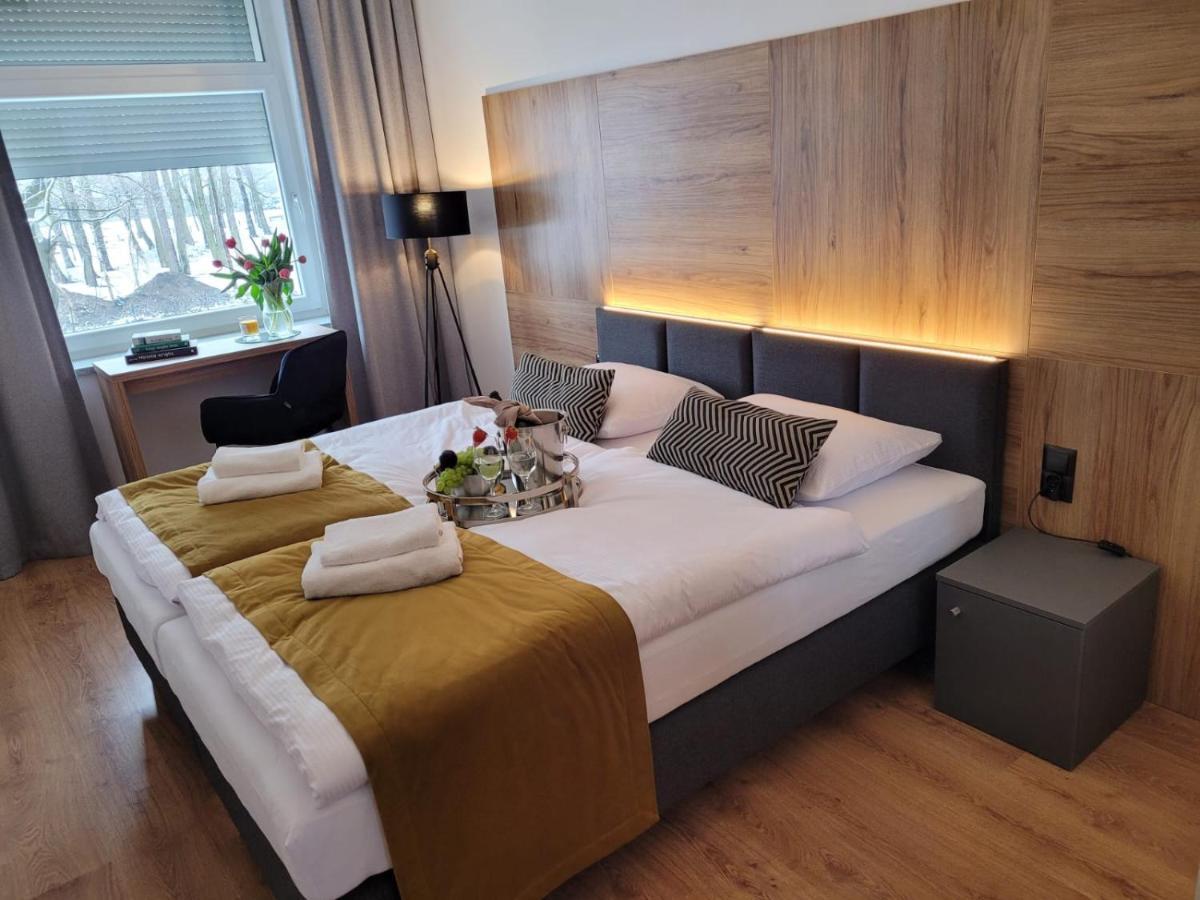 Good Sleep Bed & Breakfast Kolonowskie ภายนอก รูปภาพ
