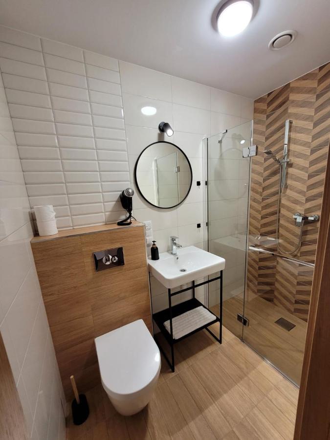 Good Sleep Bed & Breakfast Kolonowskie ภายนอก รูปภาพ