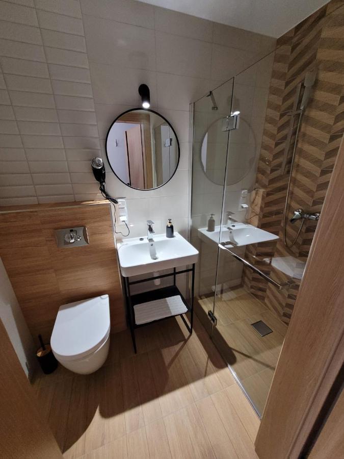 Good Sleep Bed & Breakfast Kolonowskie ภายนอก รูปภาพ