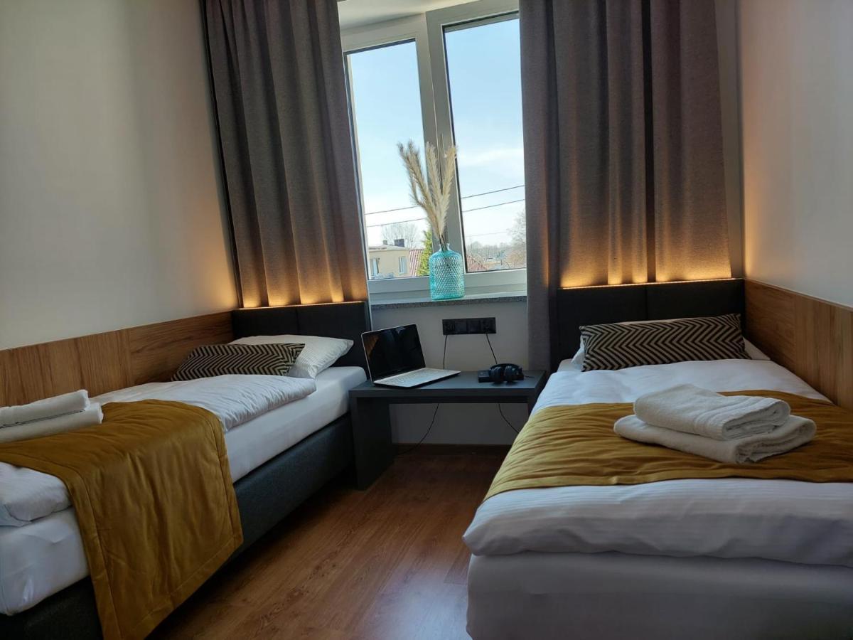 Good Sleep Bed & Breakfast Kolonowskie ภายนอก รูปภาพ