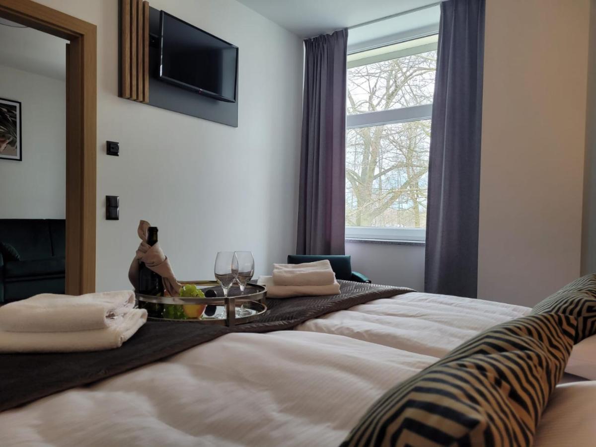 Good Sleep Bed & Breakfast Kolonowskie ภายนอก รูปภาพ