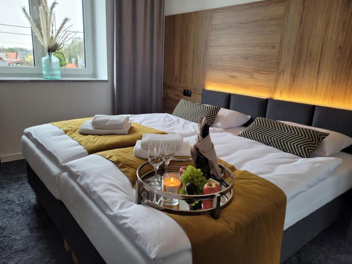Good Sleep Bed & Breakfast Kolonowskie ภายนอก รูปภาพ