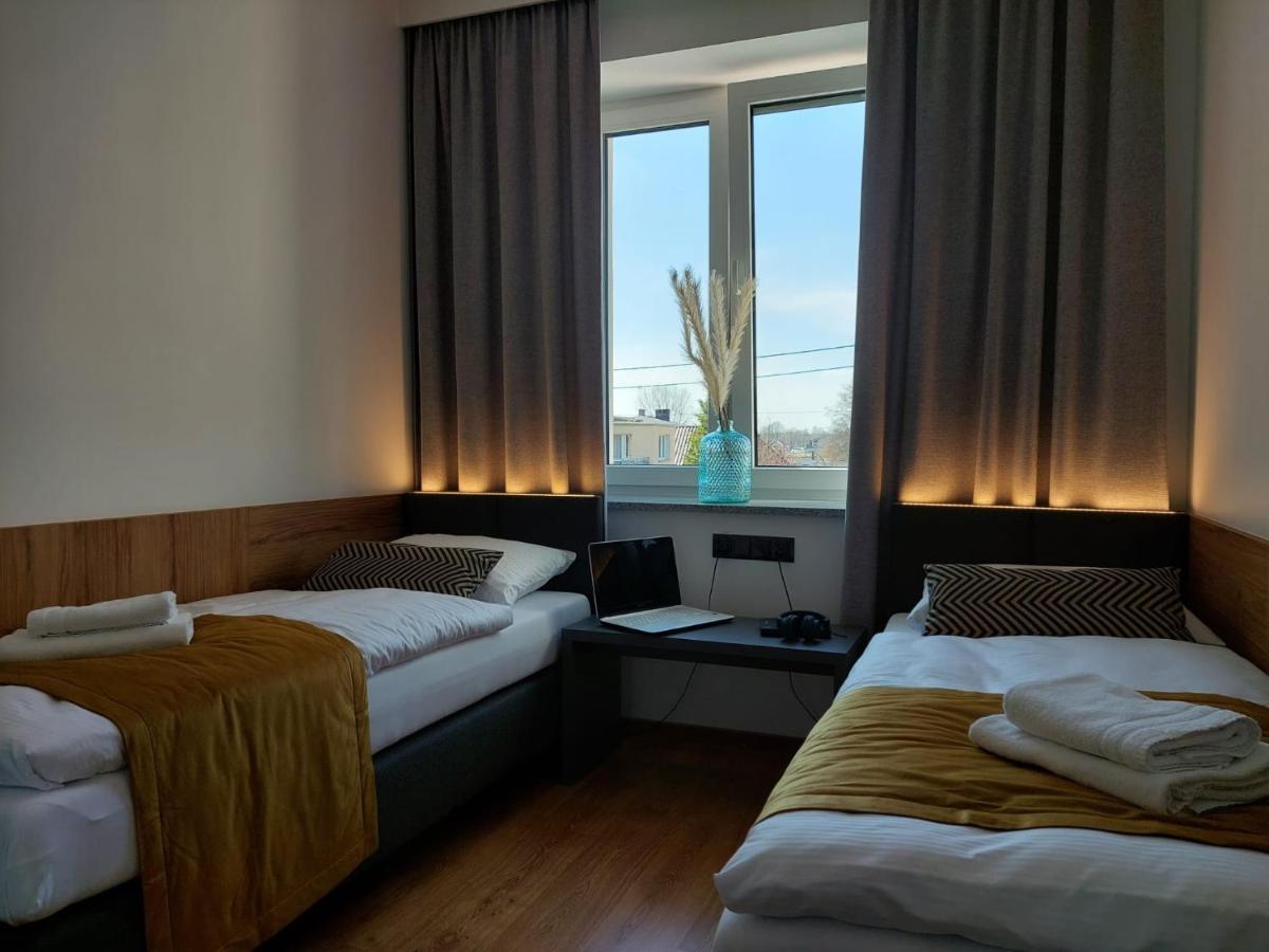 Good Sleep Bed & Breakfast Kolonowskie ภายนอก รูปภาพ